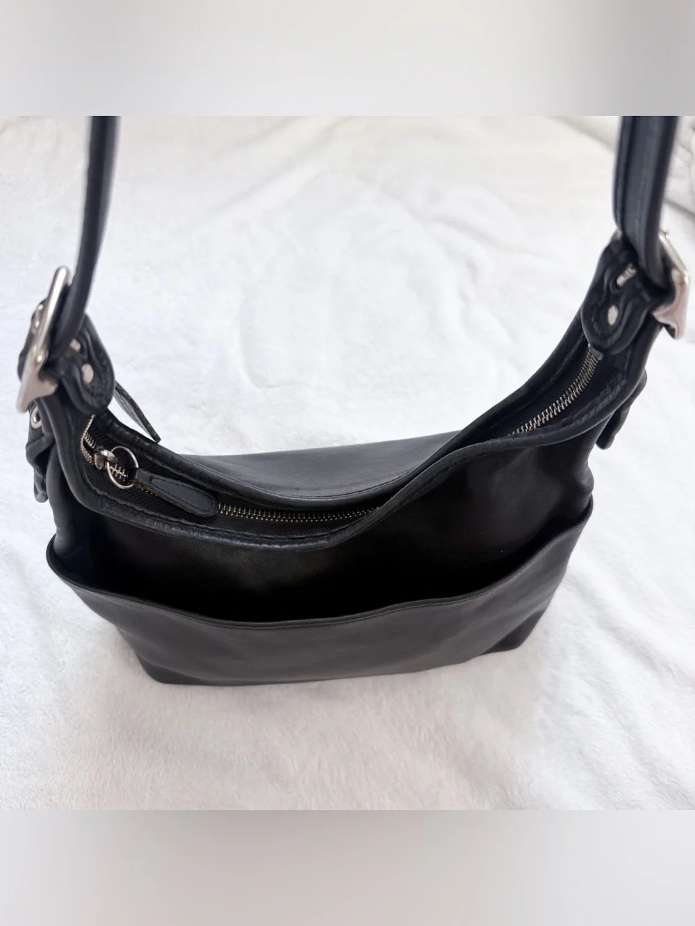 Vintage Coach 9058 Legacy Leather Black Hobo Shoulder Bag USA Black & Silver GUC - Picture 5 of 14